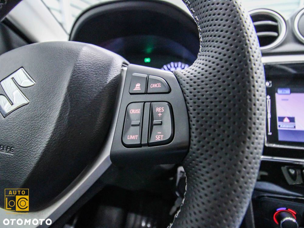 Suzuki Vitara 1.6 Premium 4WD - 28