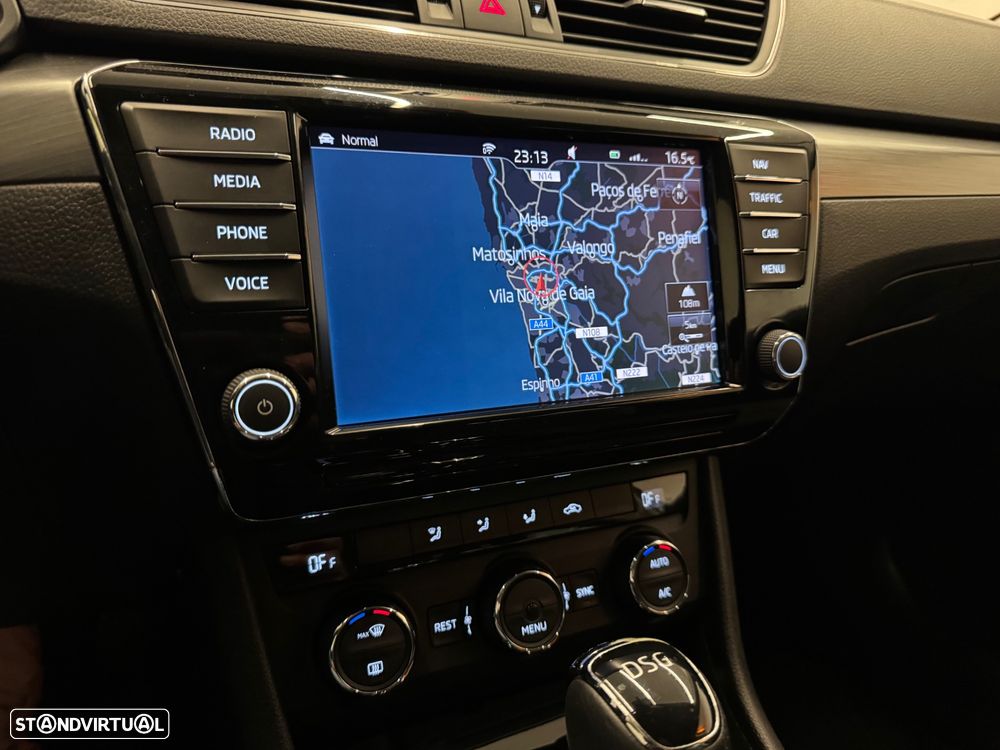 Skoda Superb Break 2.0 TDI Style DSG - 13