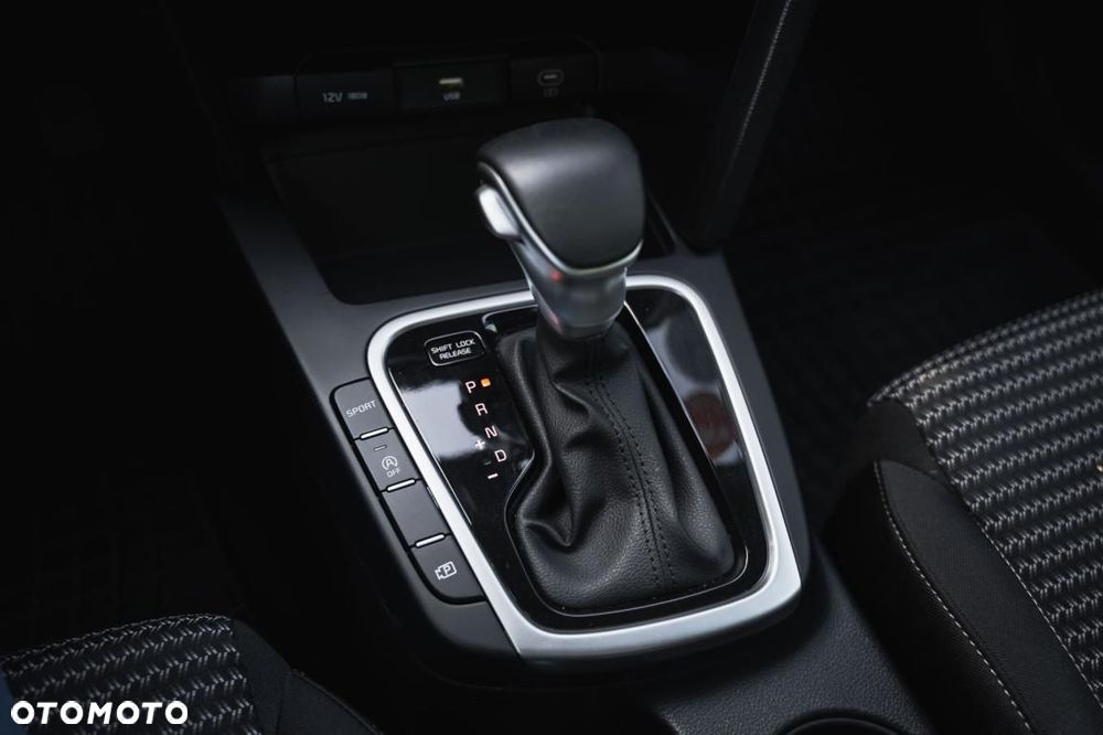 Kia XCeed - 21