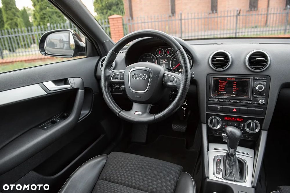 Audi A3 Sportback 2.0 TFSI (DSG) S tronic S line Sportpaket plus - 17