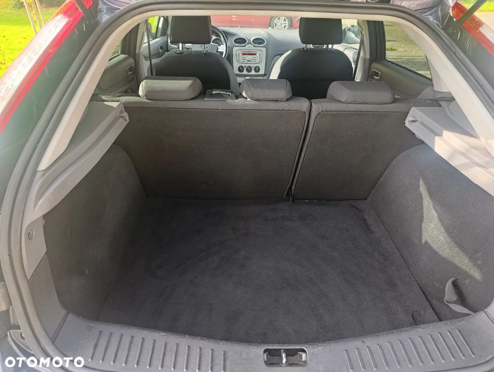 Ford Focus 1.6 TDCi DPF Trend - 16