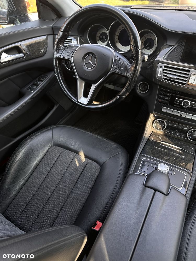 Mercedes-Benz CLS - 5