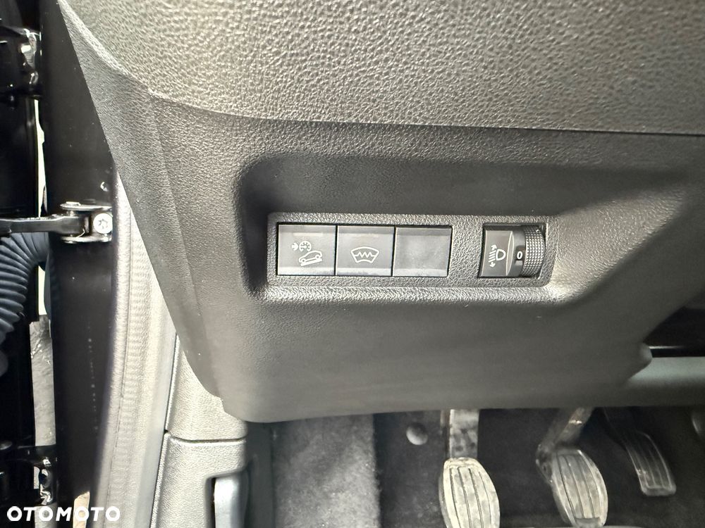 Jeep Avenger 1.2 GSE T3 Turbo-Benzin GDI Altitude - 31