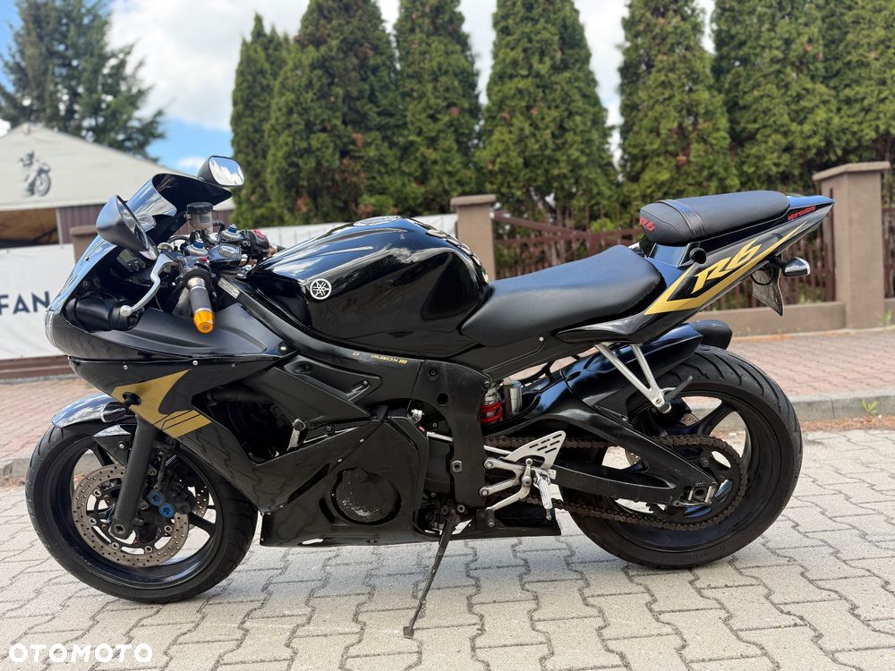 Yamaha R6 - 18