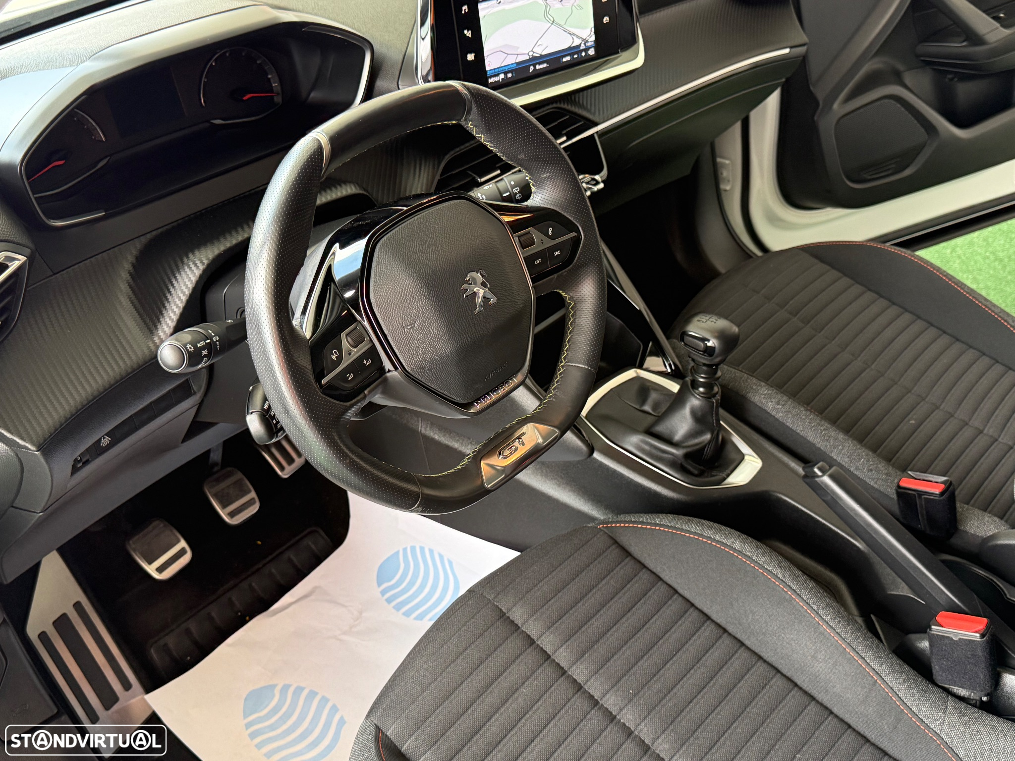 Peugeot 2008 1.5 BlueHDi GT - 28