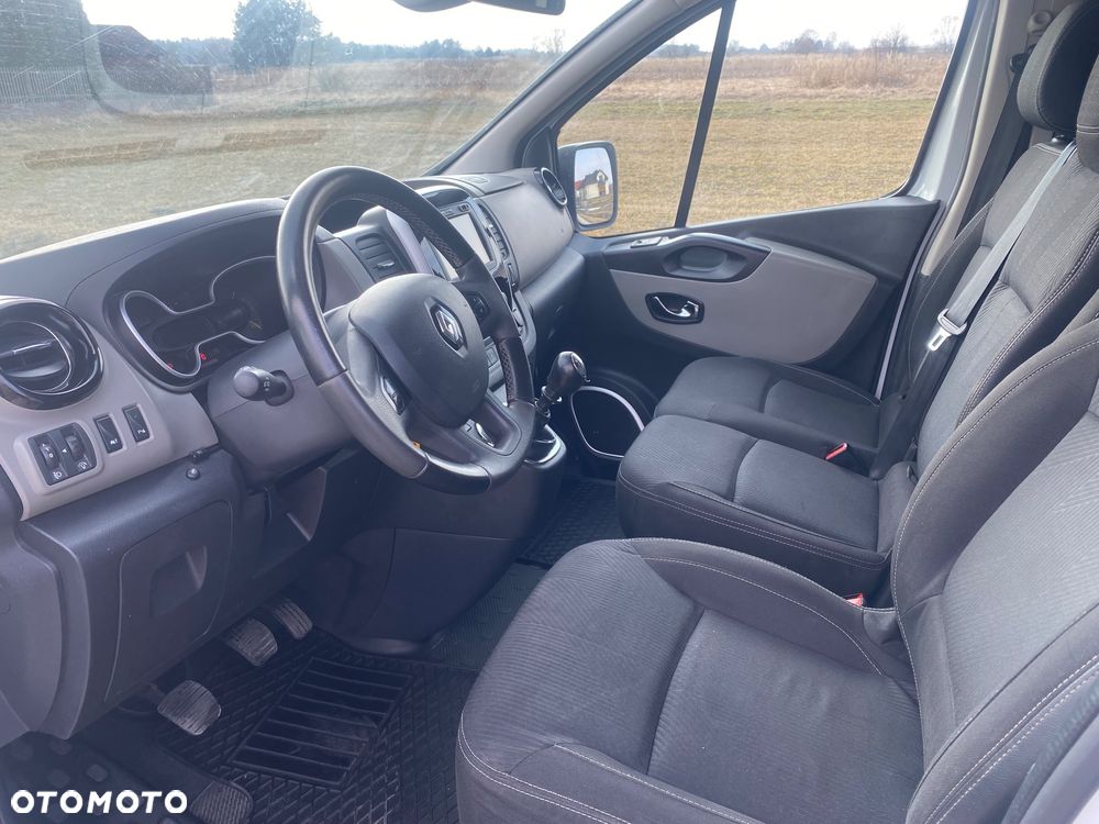 Renault Trafic - 13