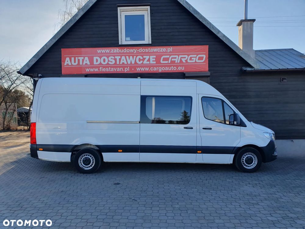 Mercedes-Benz SPRINTER - 11
