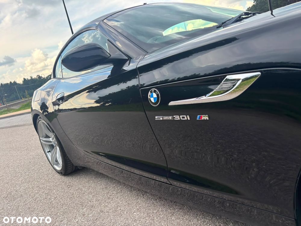 BMW Z4 sDrive30i - 11
