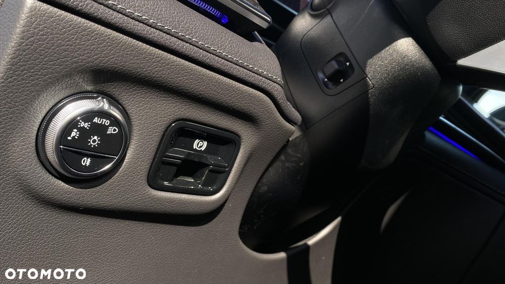 Mercedes-Benz EQE - 14