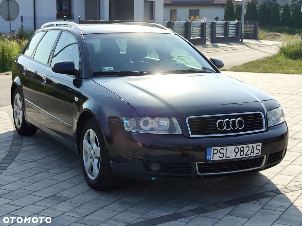 Audi A4 Avant - 1