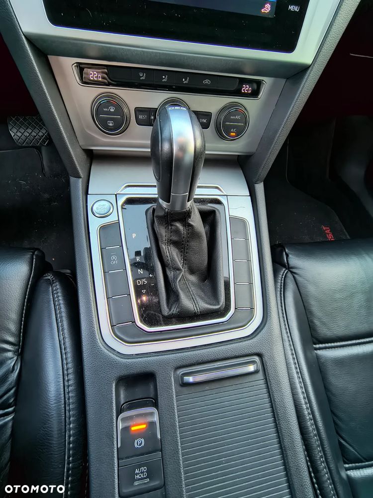 Volkswagen Passat - 5