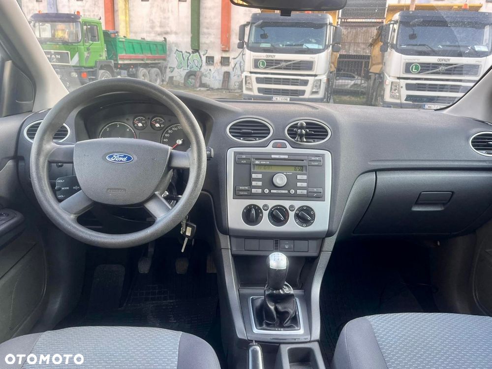 Ford Focus - 17