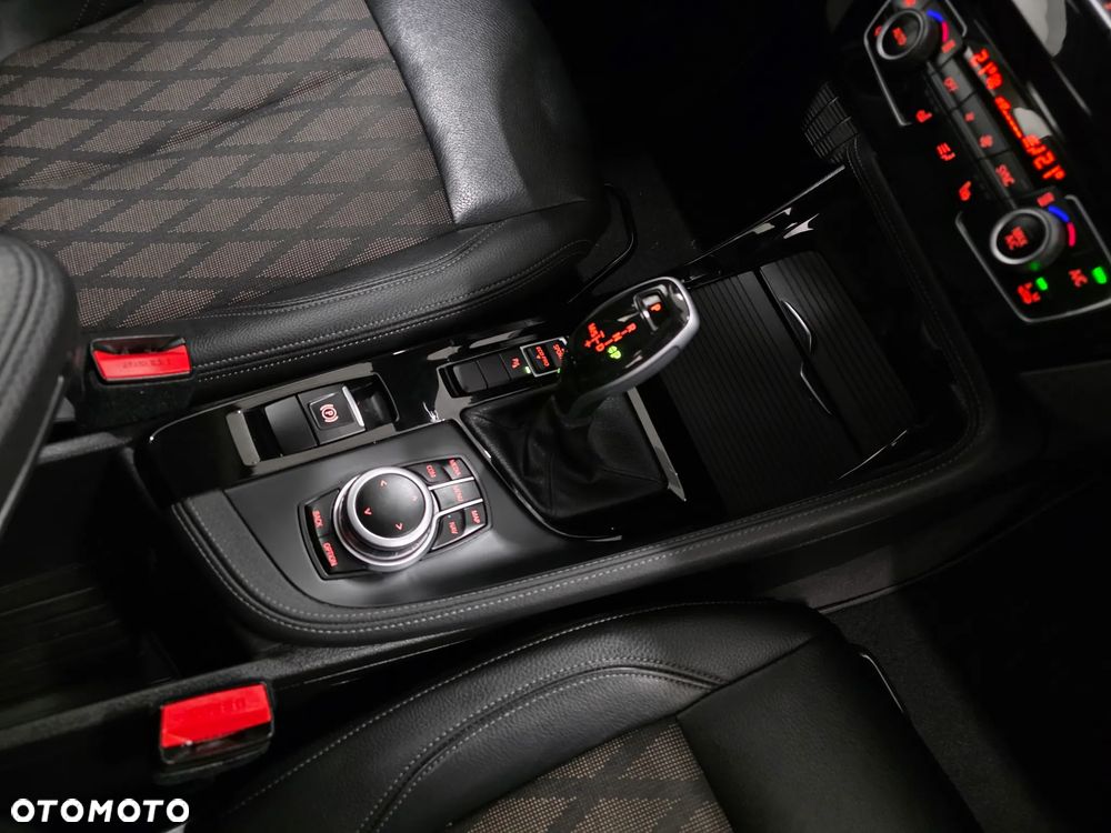 BMW X1 sDrive18d M Sport sport - 21