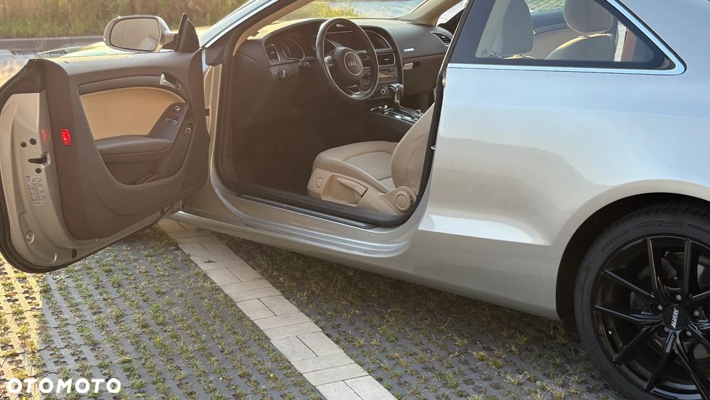 Audi A5 Coupé 1.8 TFSI Multitronic - 11