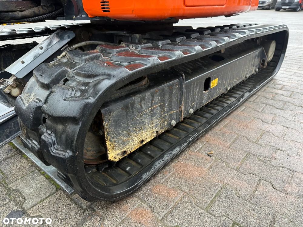 Komatsu PC58MR-5E0 - 25