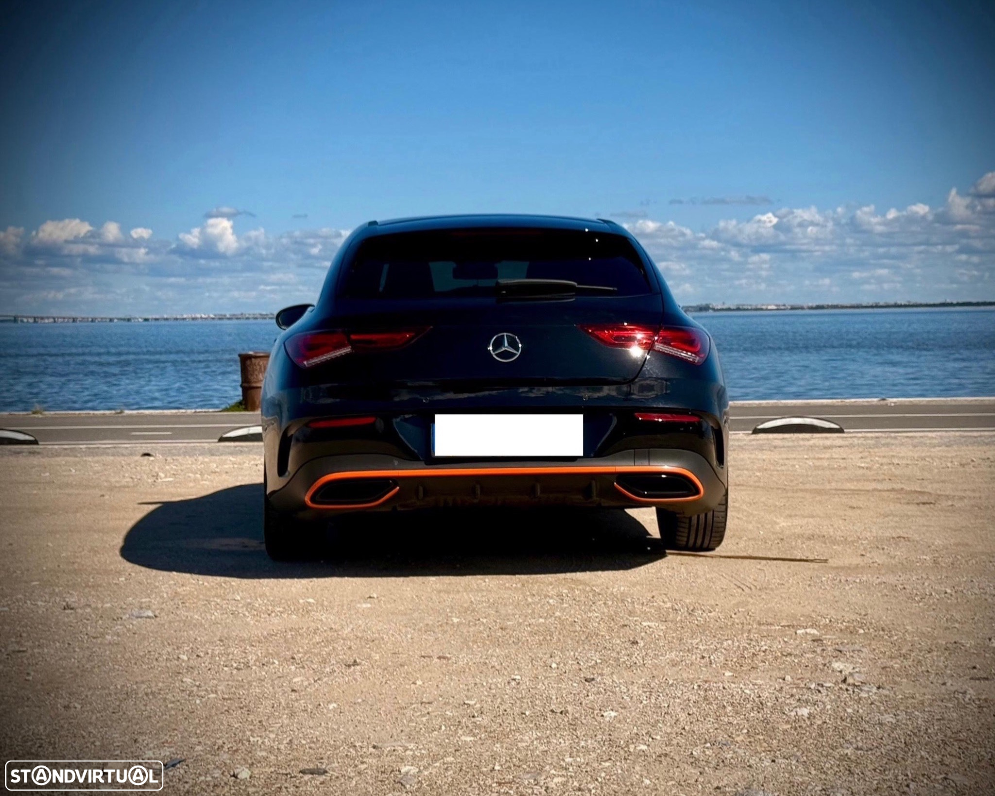Mercedes-Benz CLA 200 Shooting Brake AMG Line Aut. - 2
