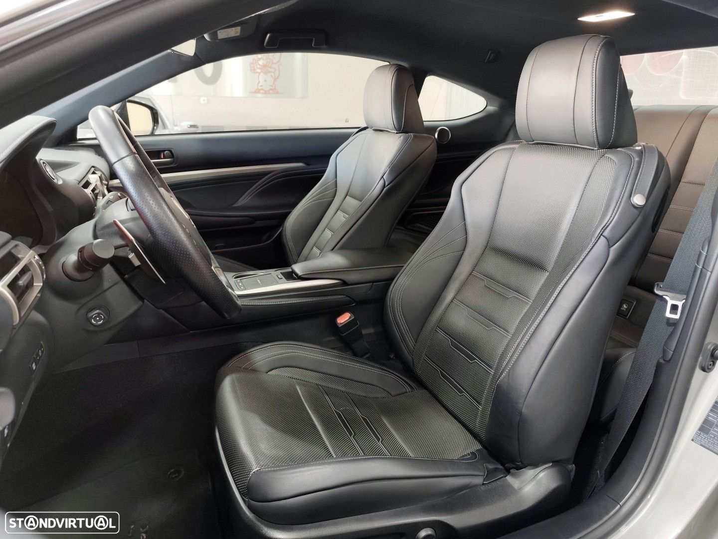 Lexus RC 300h F Sport+ - 15