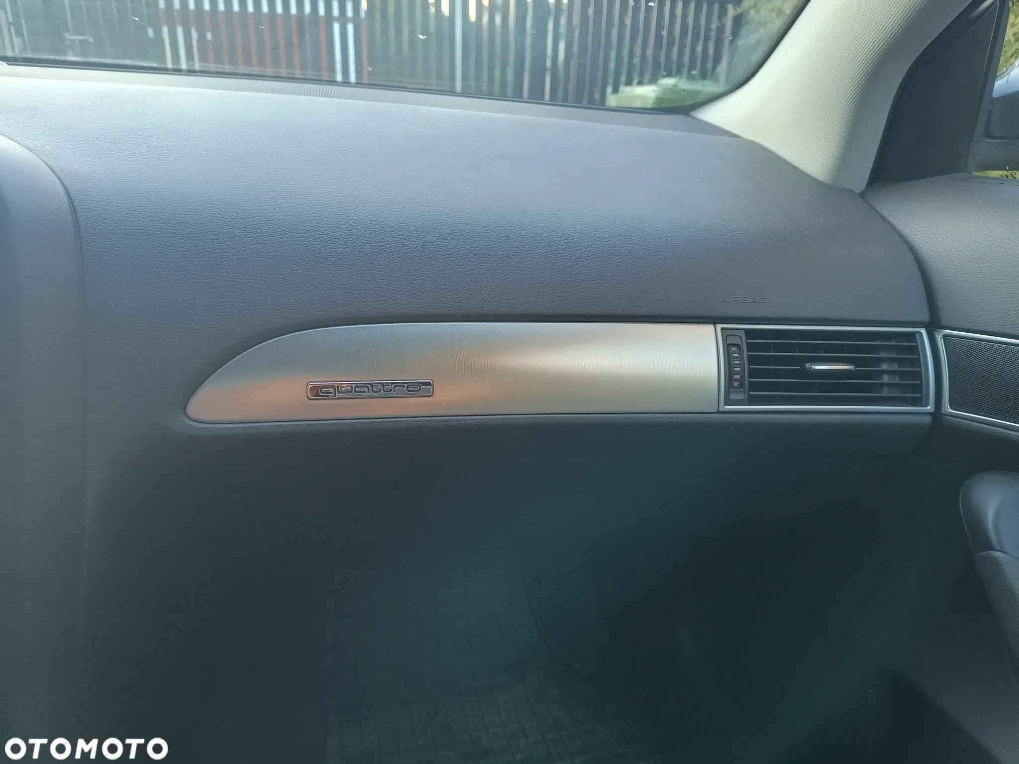 Audi A6 3.0 TDI DPF quattro tiptronic - 26