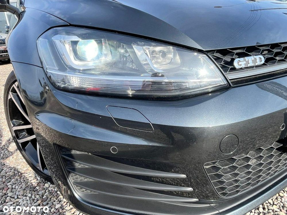 Volkswagen Golf 2.0 TDI BMT GTD - 35