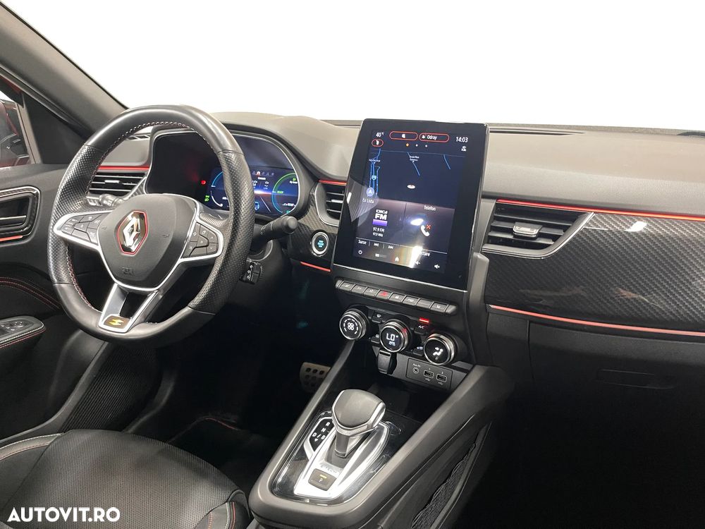 Renault Arkana E-TECH RS Line - 9