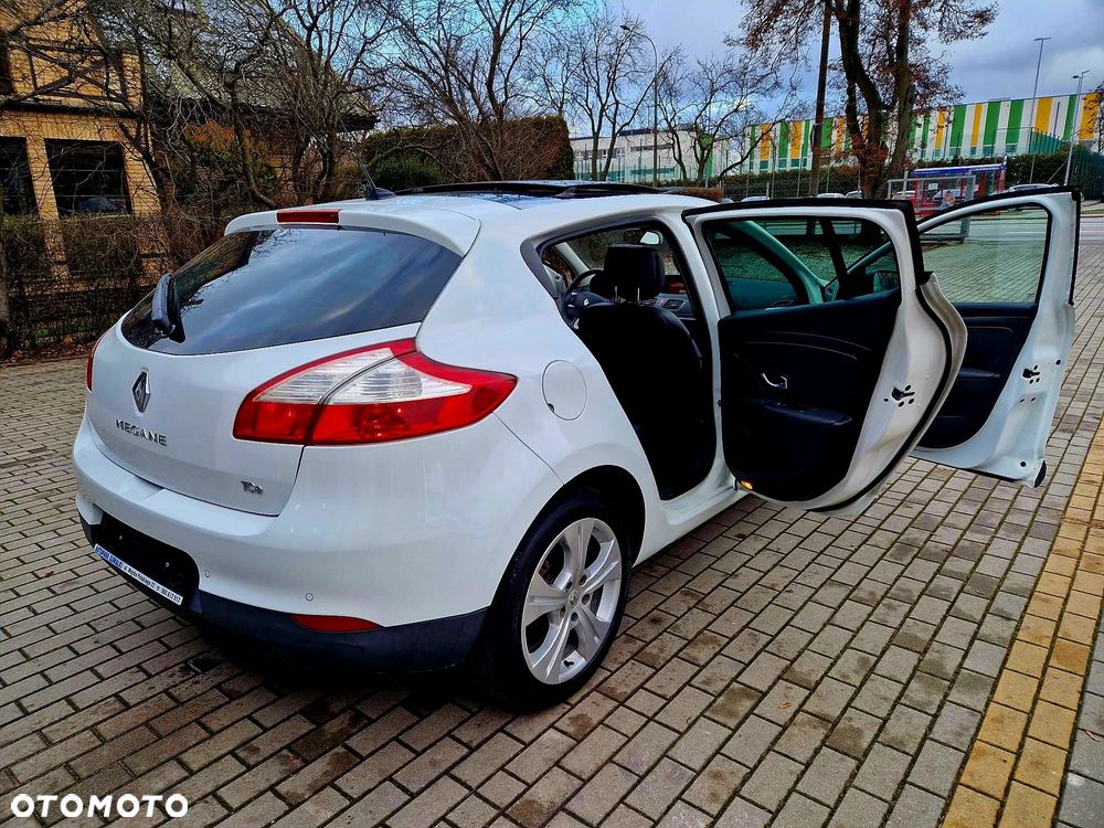 Renault Megane TCe 130 Dynamique - 23