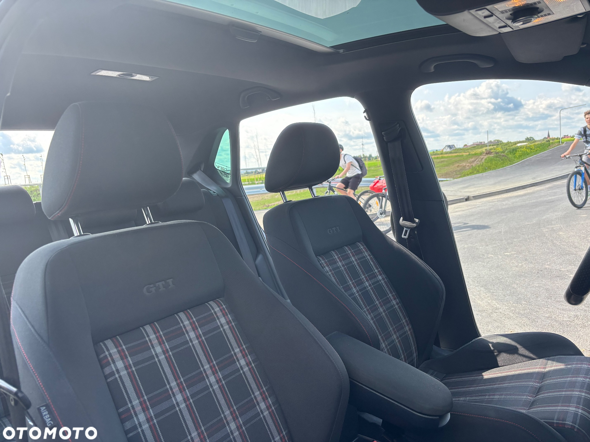 Volkswagen Polo 1.4 TSI GTI DSG - 37