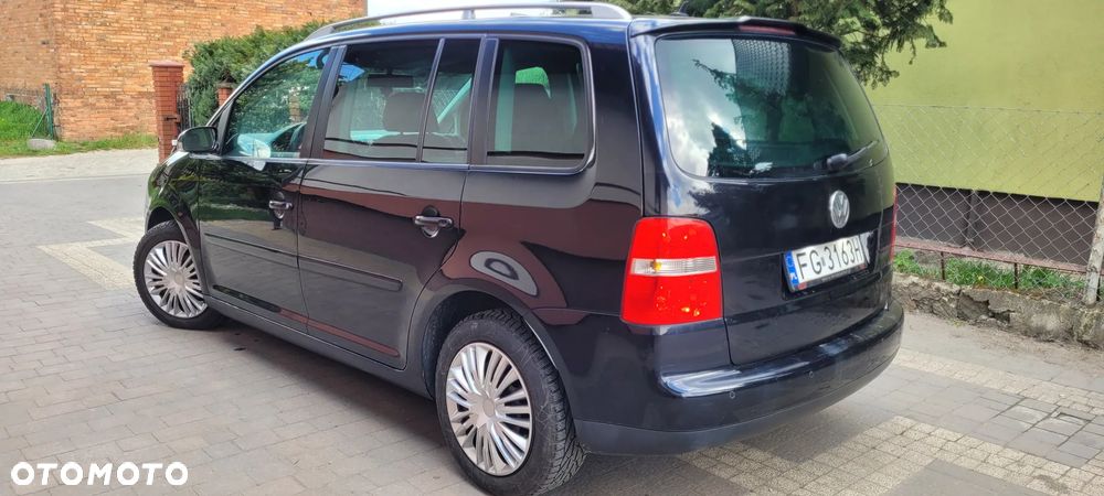 Volkswagen Touran 2.0 TDI DPF Trendline - 5