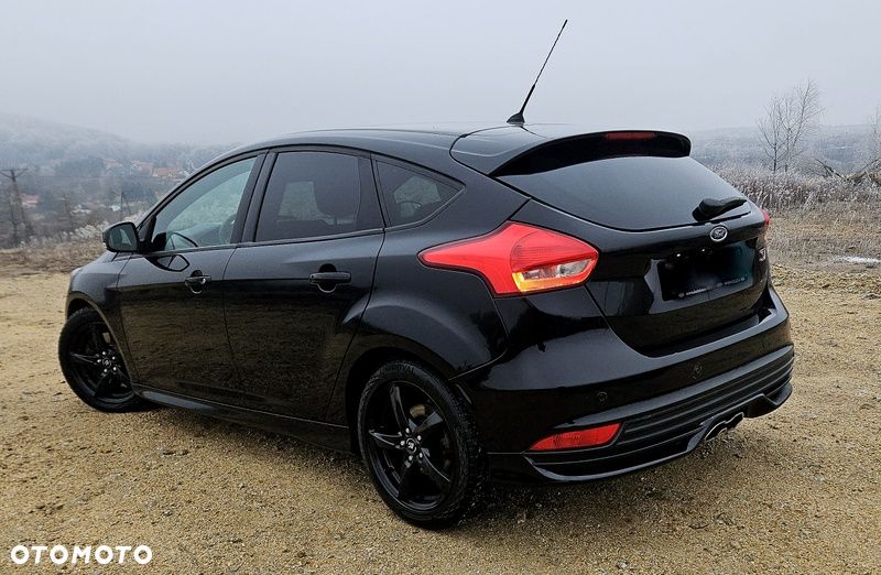 Ford Focus 2.0 TDCi ST - 13