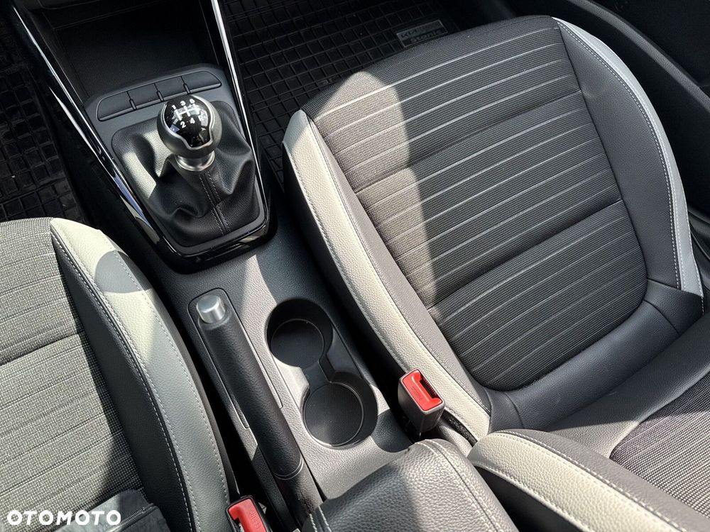 Kia Stonic 1.2 L - 20