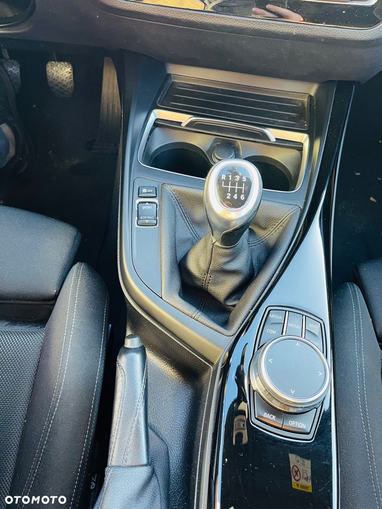 BMW Seria 1 118d Sport Line - 11