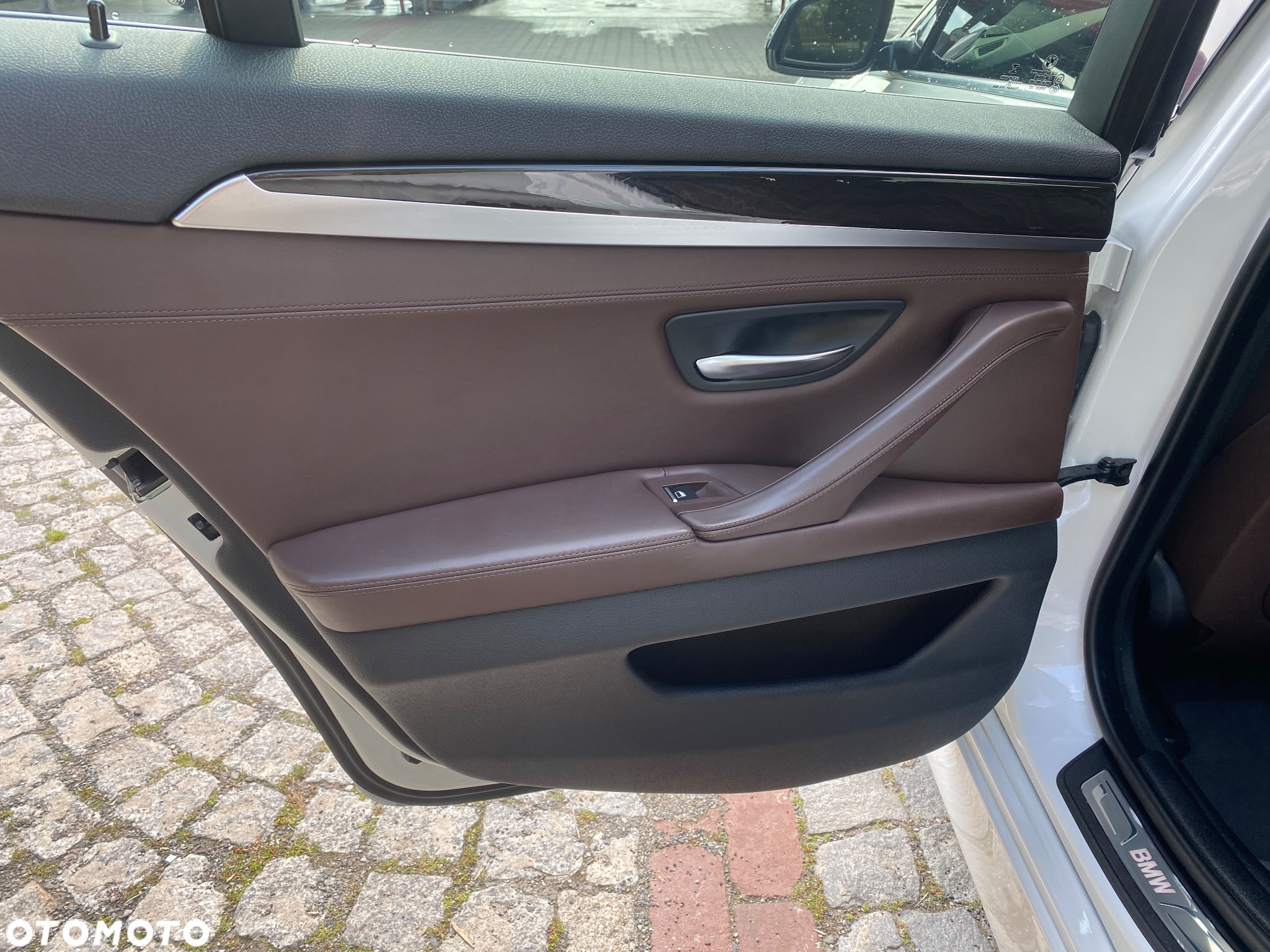 BMW Seria 5 535i xDrive Luxury Line - 10