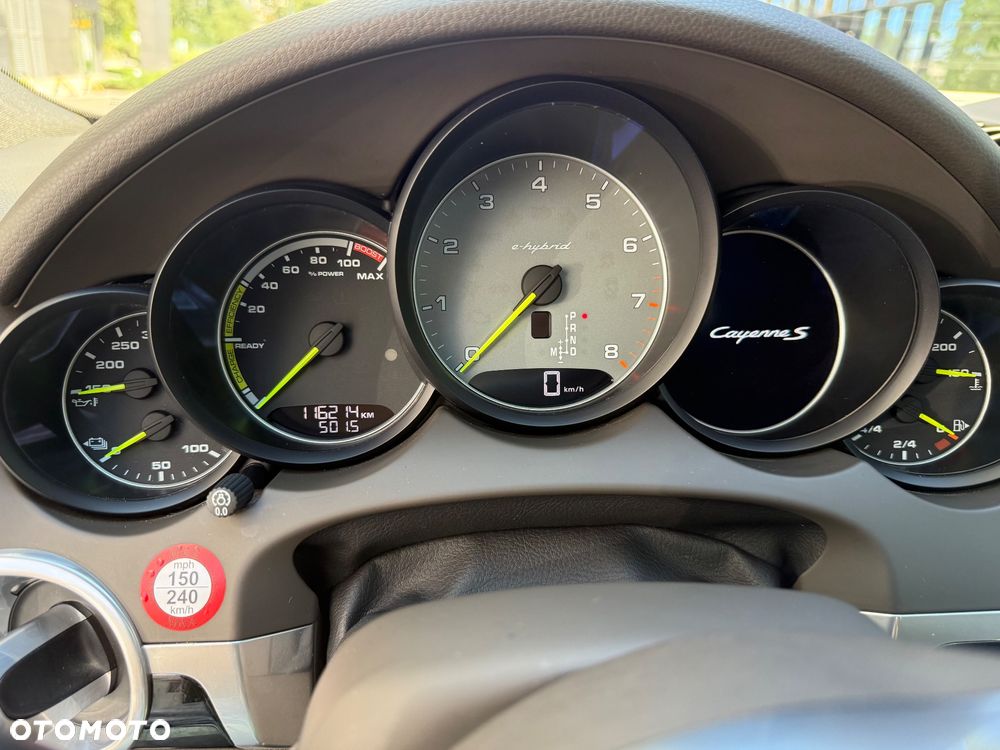 Porsche Cayenne S e-Hybrid - 19