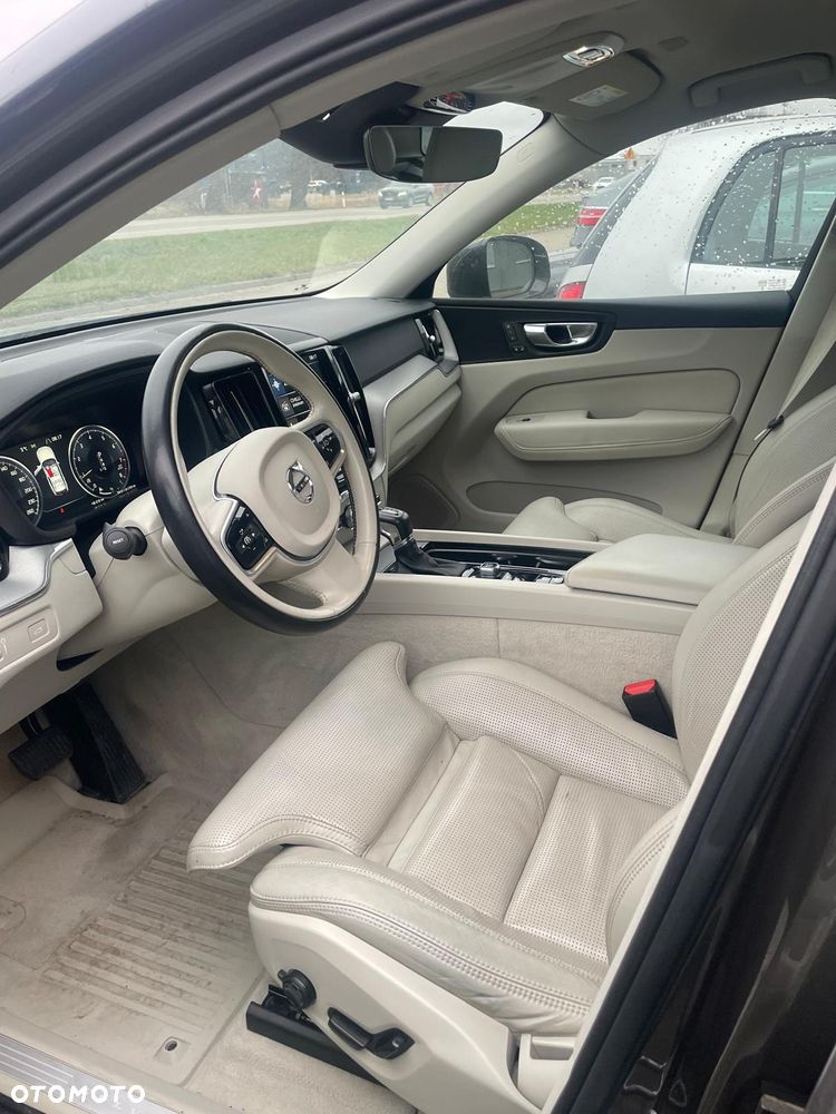 Volvo XC 60 T5 GPF AWD Inscription - 8