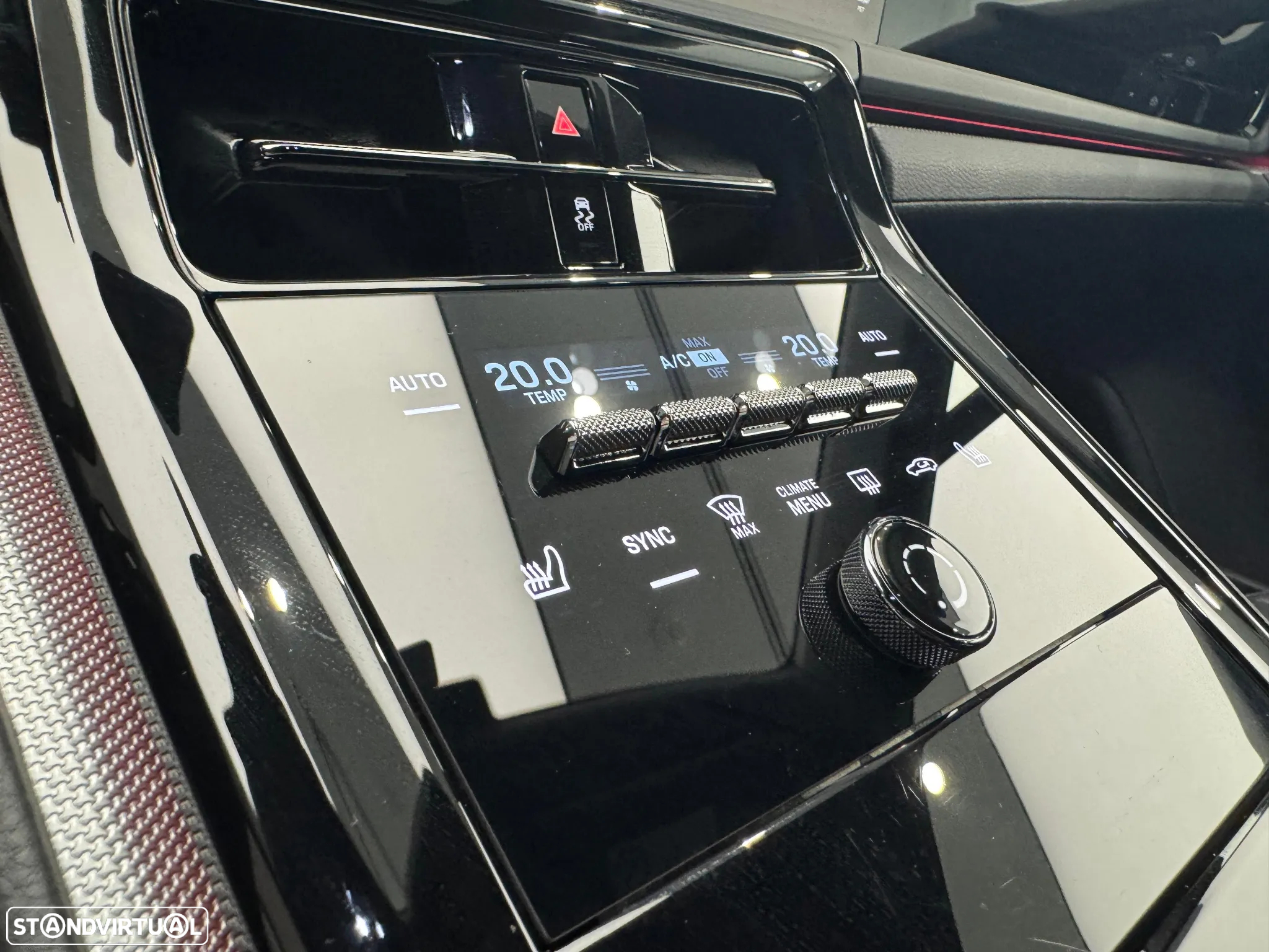 Porsche Panamera 4 E-Hybrid - 23