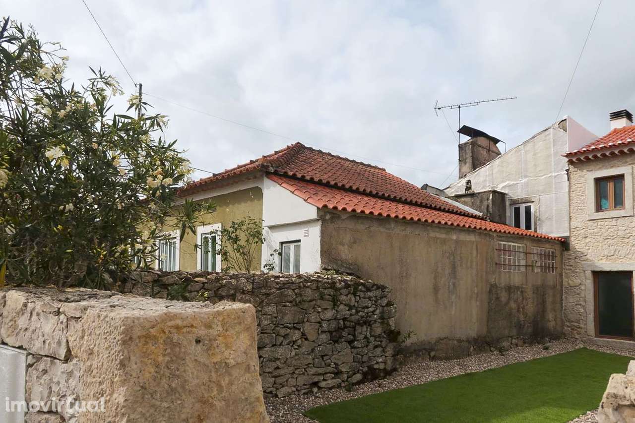 Moradia para recuperação - Zambujal - Ourém - Grande imagem: 5/5