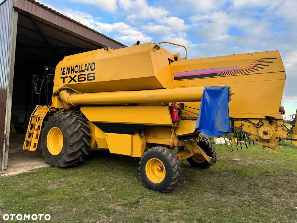 New Holland TX 66 - 1