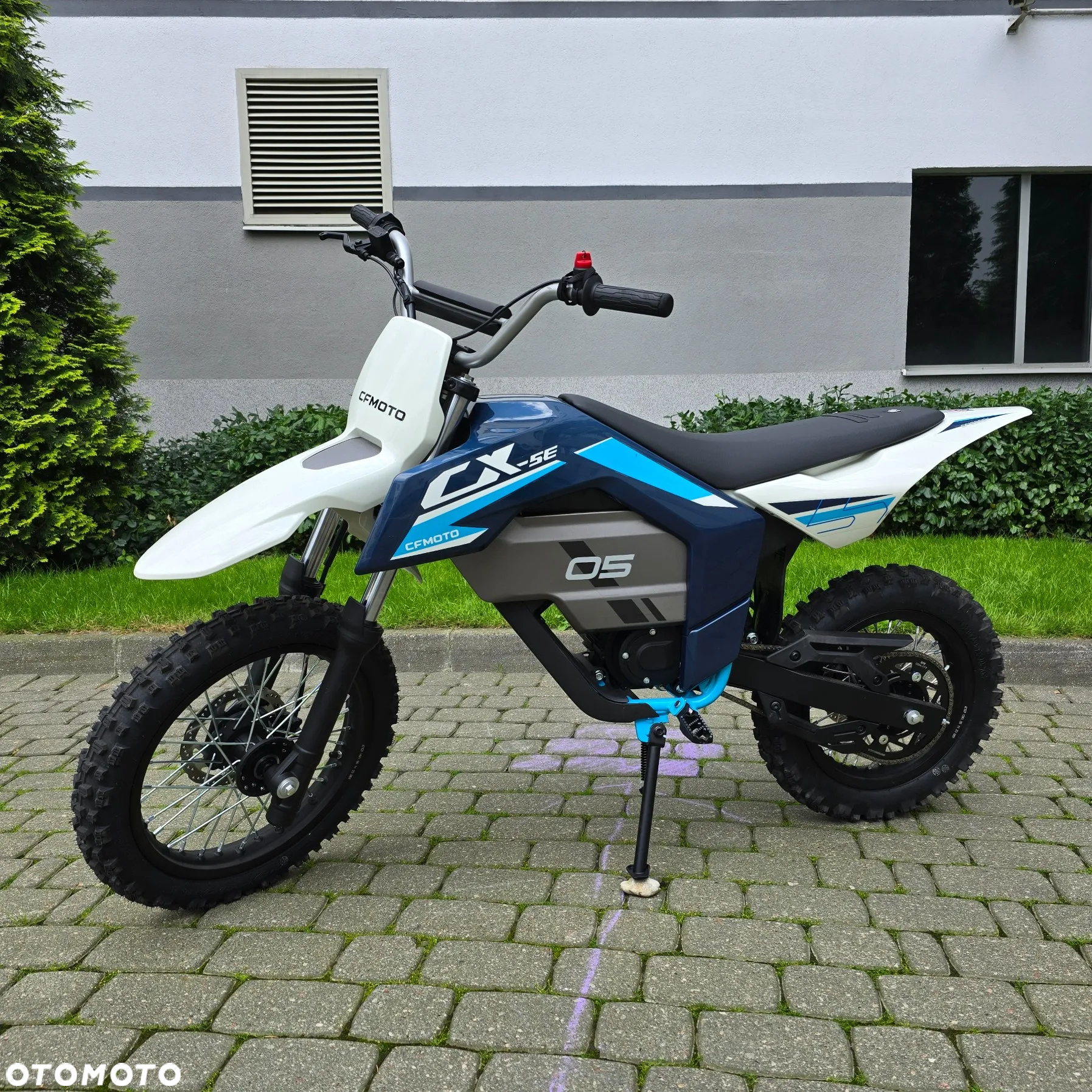 CFMoto CX-5E