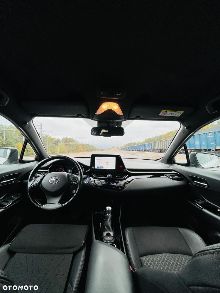 Toyota C-HR 1.8 Hybrid GPF Style - 11