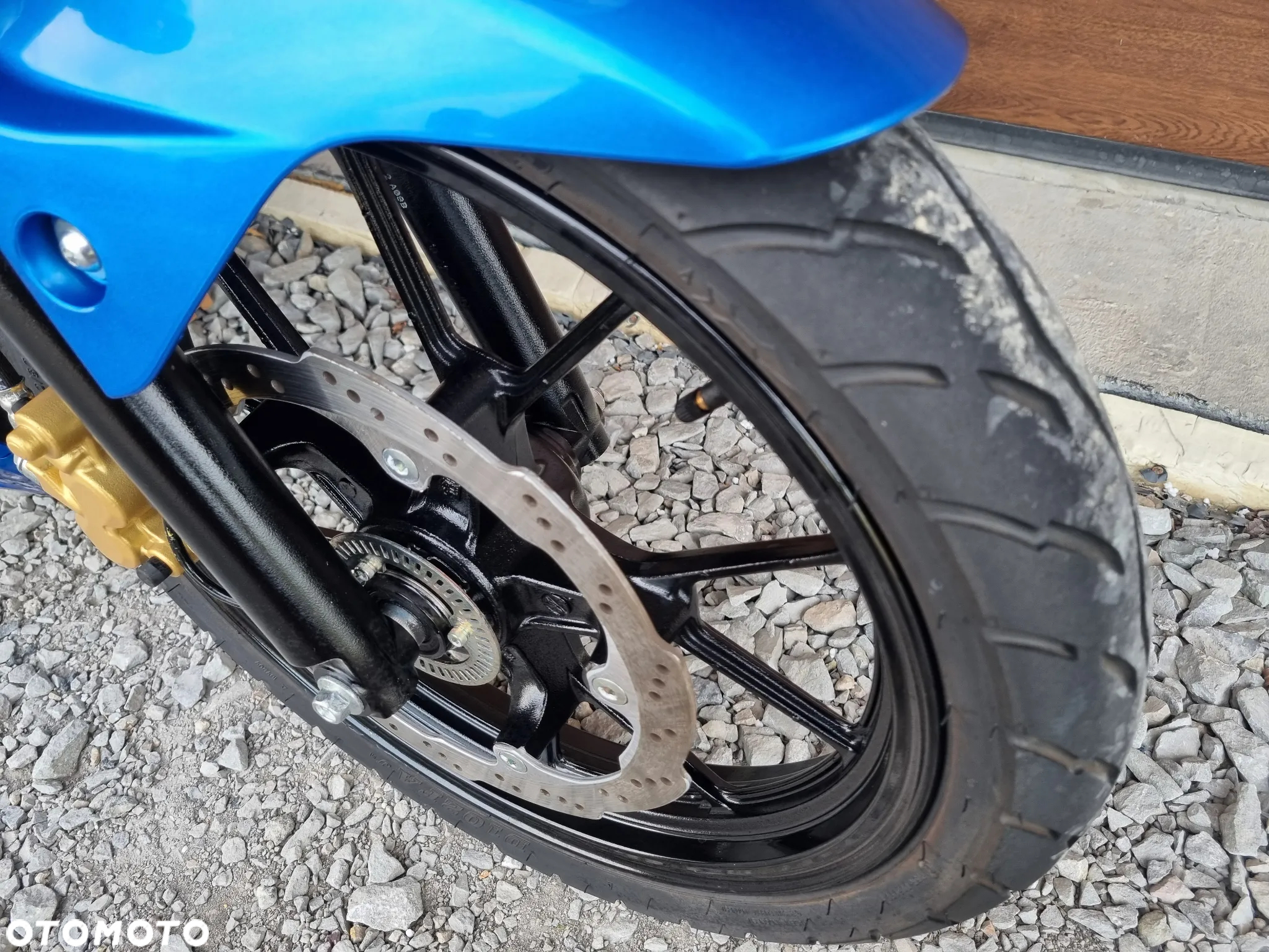 Suzuki GSX-R - 17