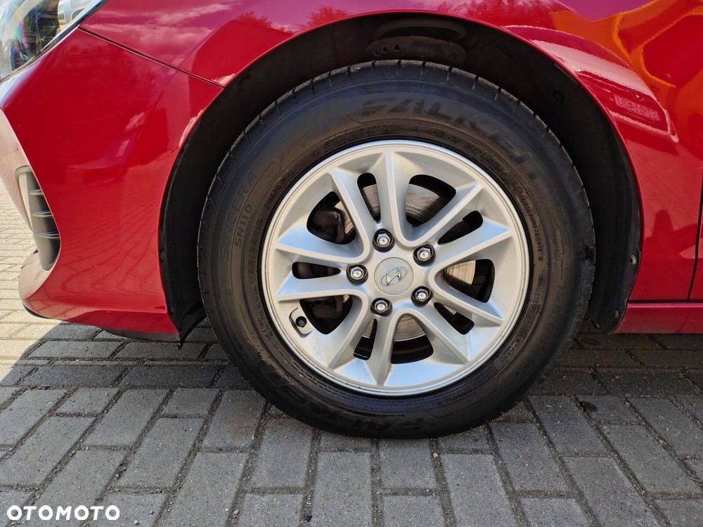 Hyundai i30 1.4 Classic + - 11