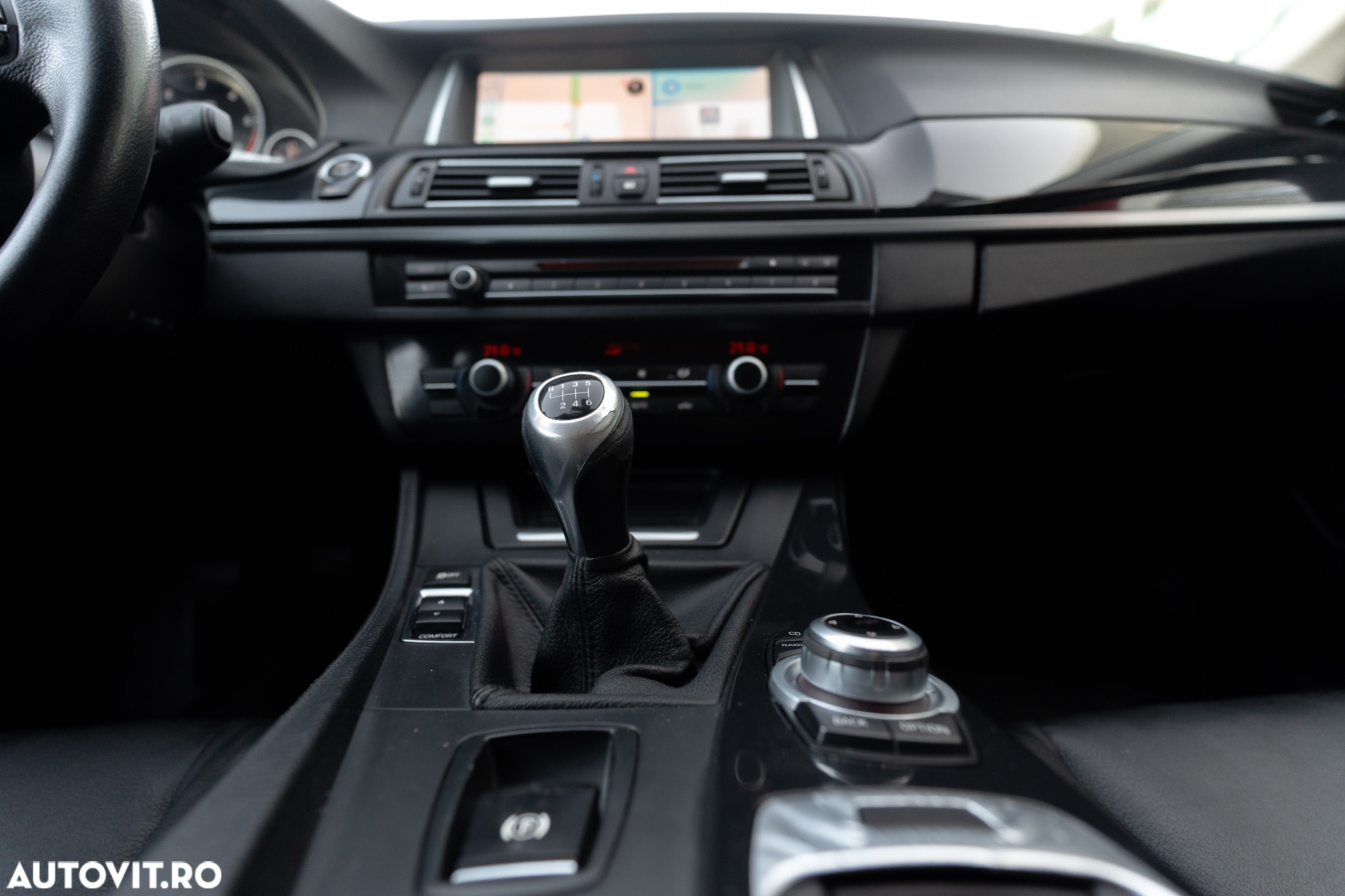 BMW Seria 5 525d Touring Modern Line - 19