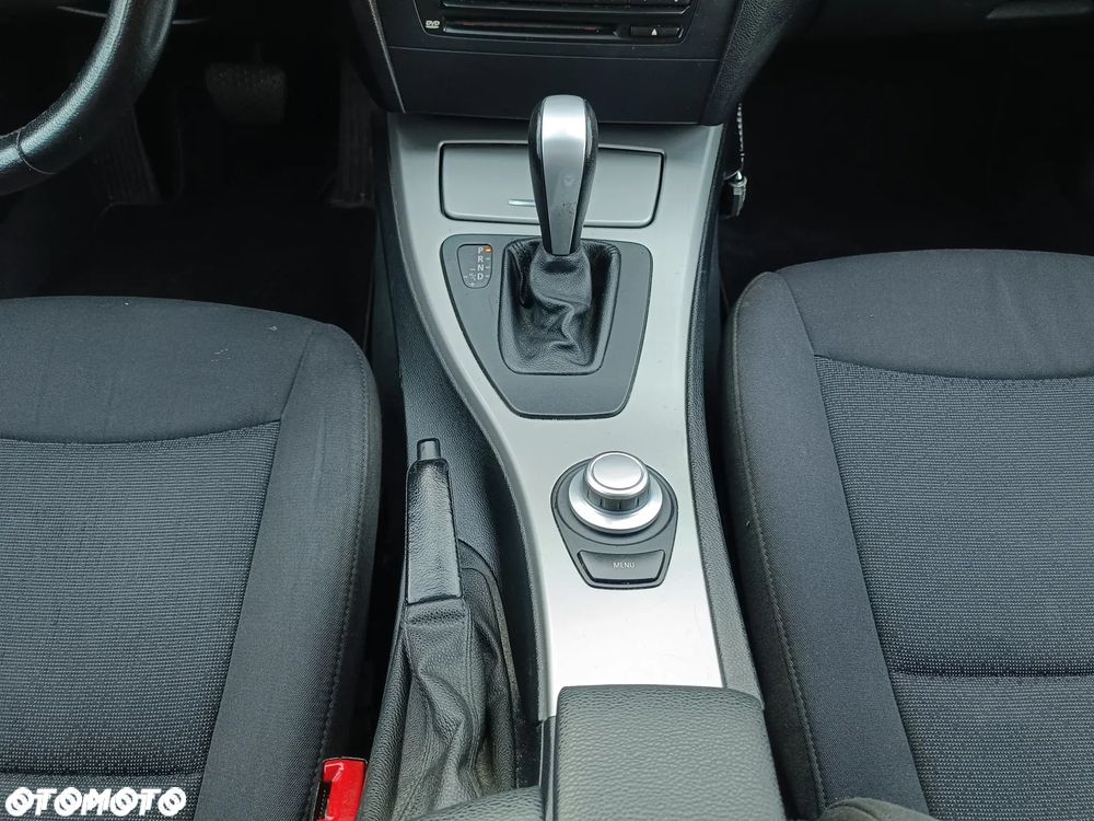 BMW Seria 3 320i Edition Exclusive - 24