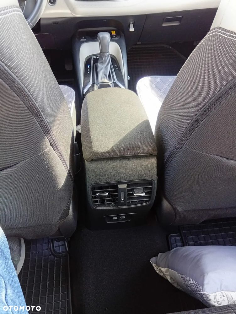 Toyota Corolla - 29