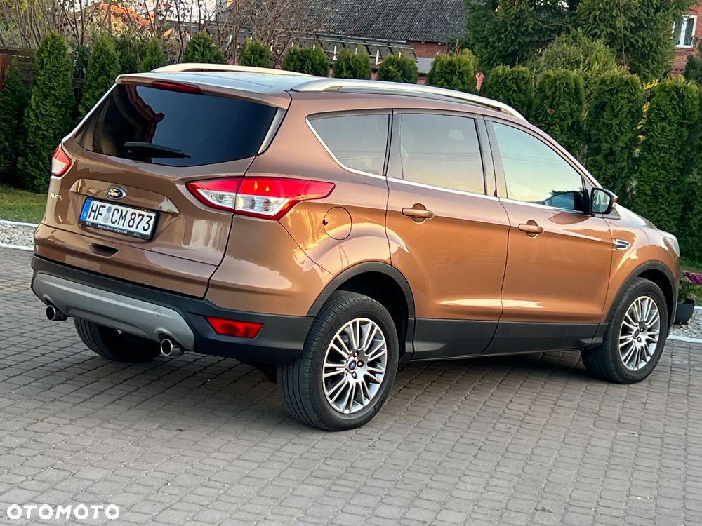 Ford Kuga 2.0 TDCi 2x4 Titanium - 12