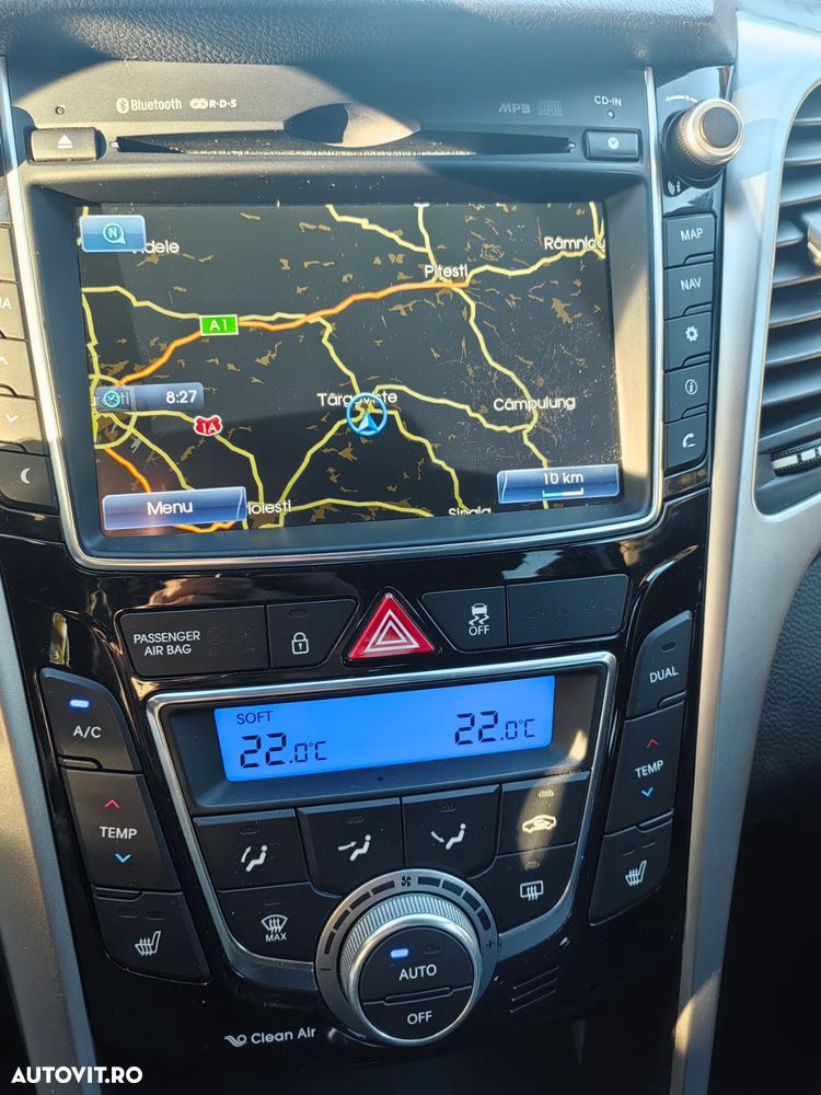 Hyundai i30 1.6 CRDI Premium - 6