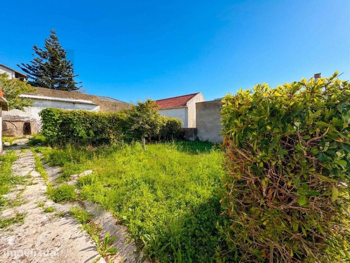 Moradia térrea no coração de Azóia com jardim – Onde a Serra de Sintra - Grande imagem: 5/31