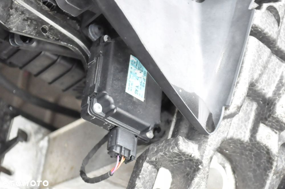 PORSCHE MACAN PAS PRZEDNI CHŁODNICE WENTYLATOR KOMPLET 3.6 V6 - 12