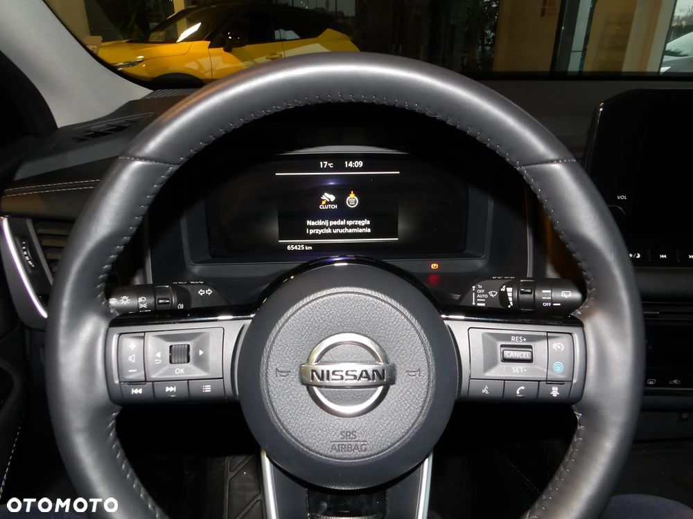 Nissan Qashqai 1.3 DIG-T N-Connecta EU6d - 17