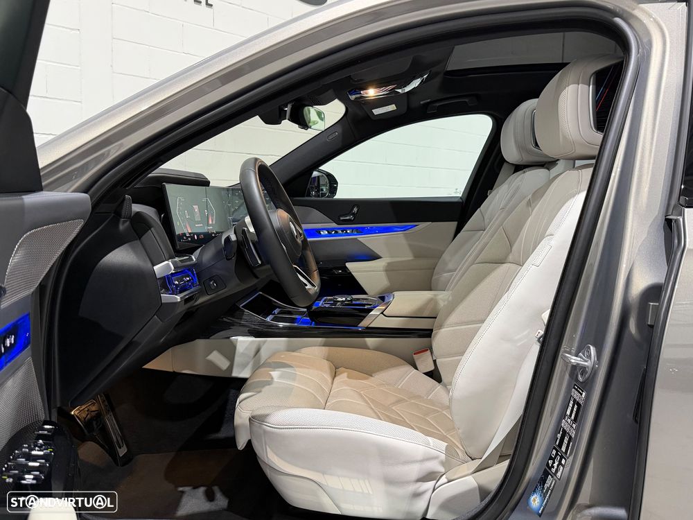 BMW 740 d xDrive Pack Desportivo M Pro - 8