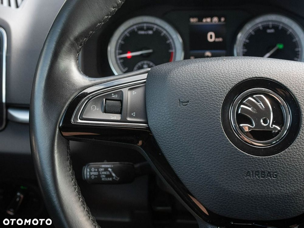 Skoda Karoq 1.6 TDI SCR 4x2 Style DSG - 14